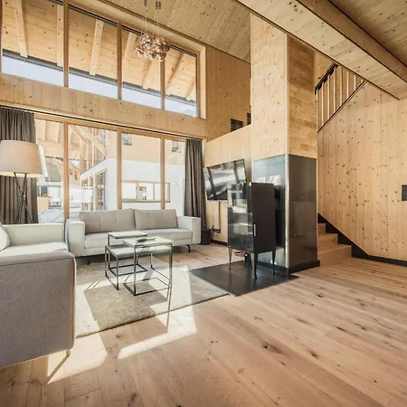 Casa de Férias With Mountain Views, Dein *