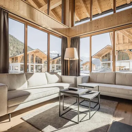 With Mountain Views, Dein *